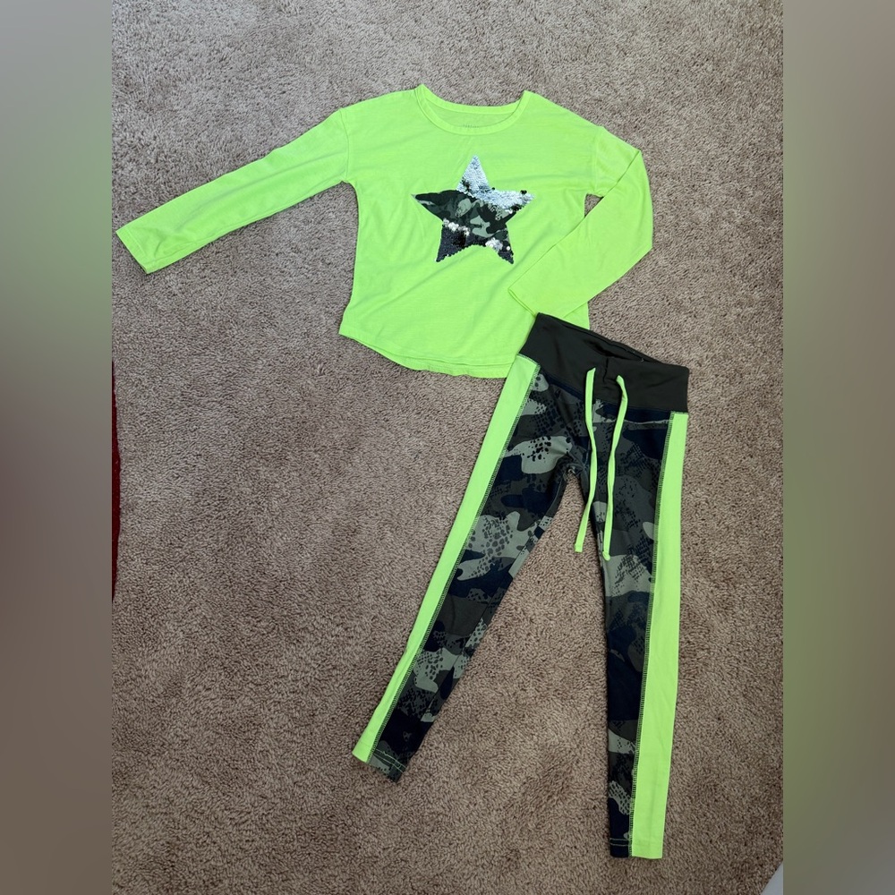Kids Neon Green Star Top and Camo Leggings Set
Justice
